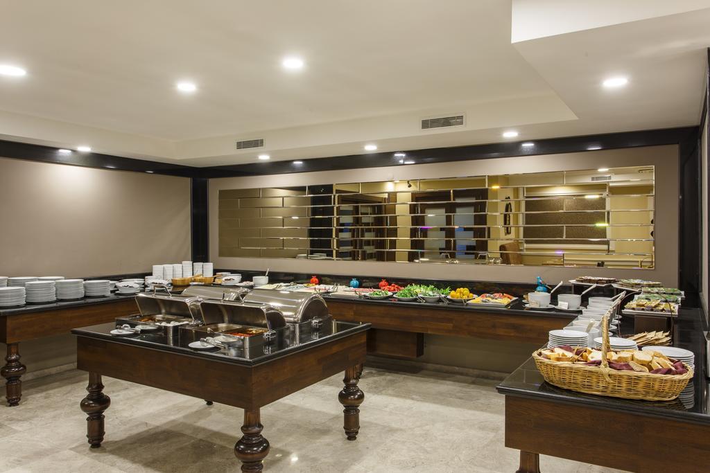 אנטליה Antroyal Hotel מראה חיצוני תמונה