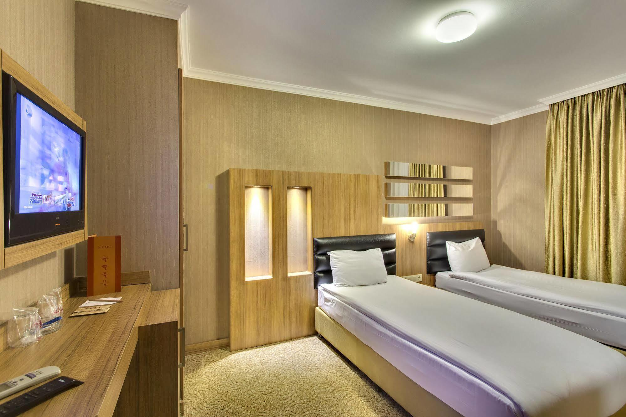 אנטליה Antroyal Hotel מראה חיצוני תמונה